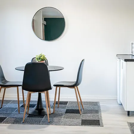 Pohjankievari 3* קמפלה