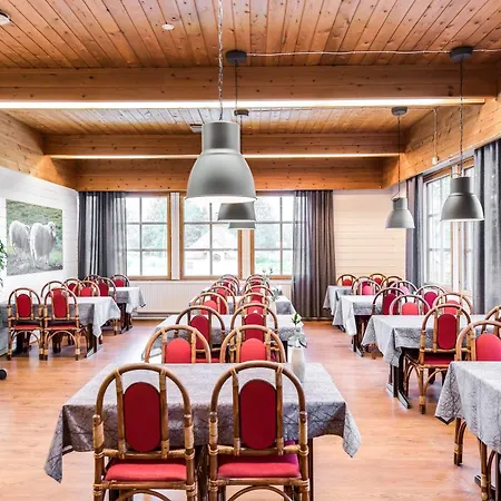 Pohjankievari 3*