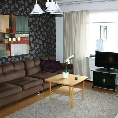 Hotelli Pohjankievari 3* Кемпеле